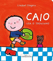 Caio usa o troninho 